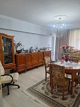 Satılır 3 otaqlı köhnə tikili 120 m² — Bakı, Yasamal 3 otaq 120.00 m²