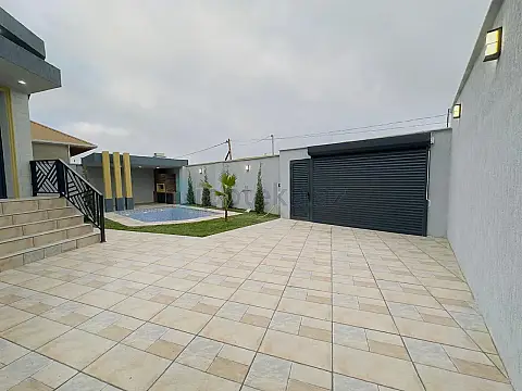 Satılır 3 otaqlı mənzil 142 m²