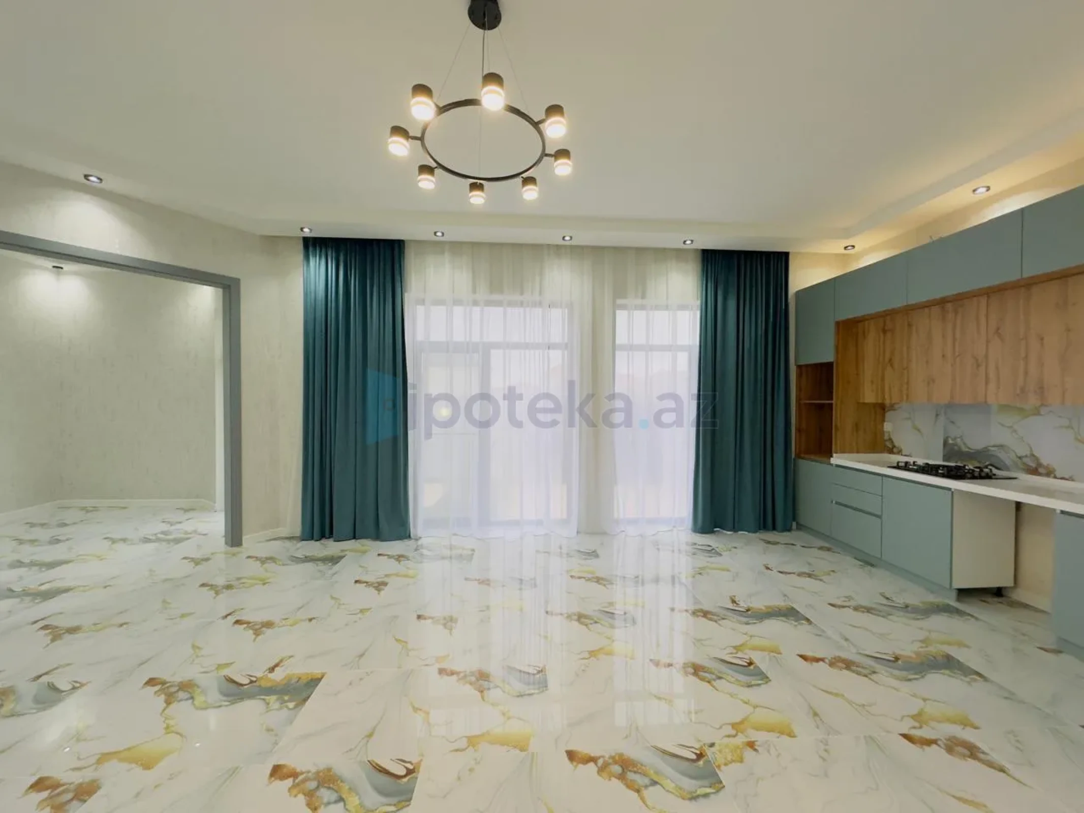 Satılır 3 otaqlı mənzil 142 m²