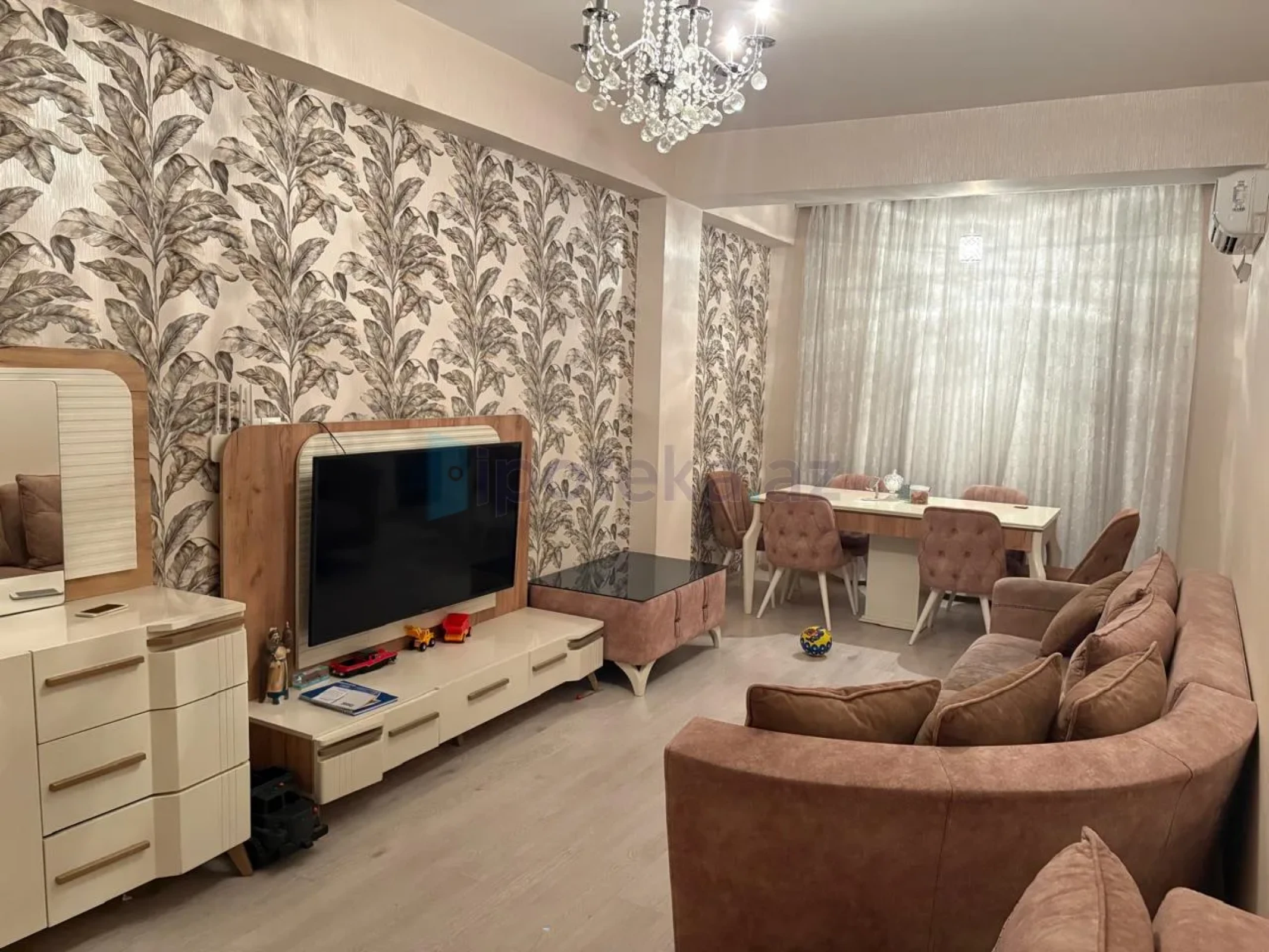 Satılır 2 otaqlı yeni tikili 64 m²