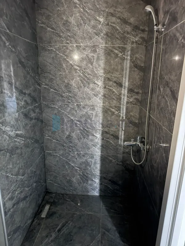 Satılır 3 otaqlı yeni tikili 101 m²