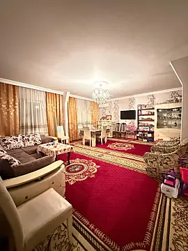 Satılır 4 otaqlı köhnə tikili 120 m² — Bakı, Yeni Günəşli 4 otaq 120.00 m²