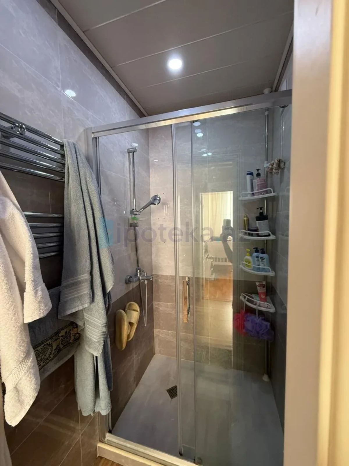 Satılır 3 otaqlı yeni tikili 77 m²