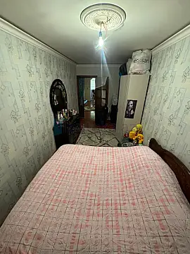 Satılır 2 otaqlı köhnə tikili 50 m²