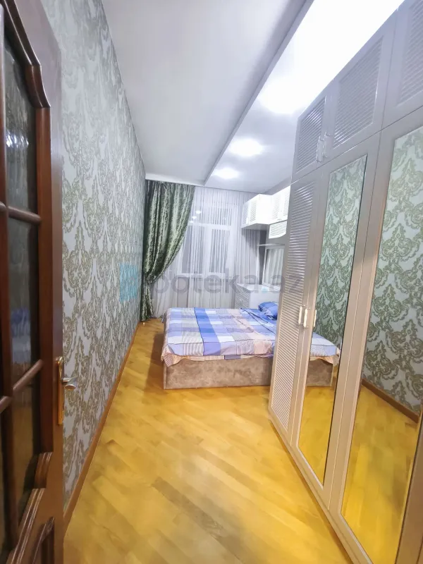 Satılır 2 otaqlı yeni tikili 68 m²