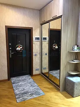 Satılır 2 otaqlı yeni tikili 68 m²