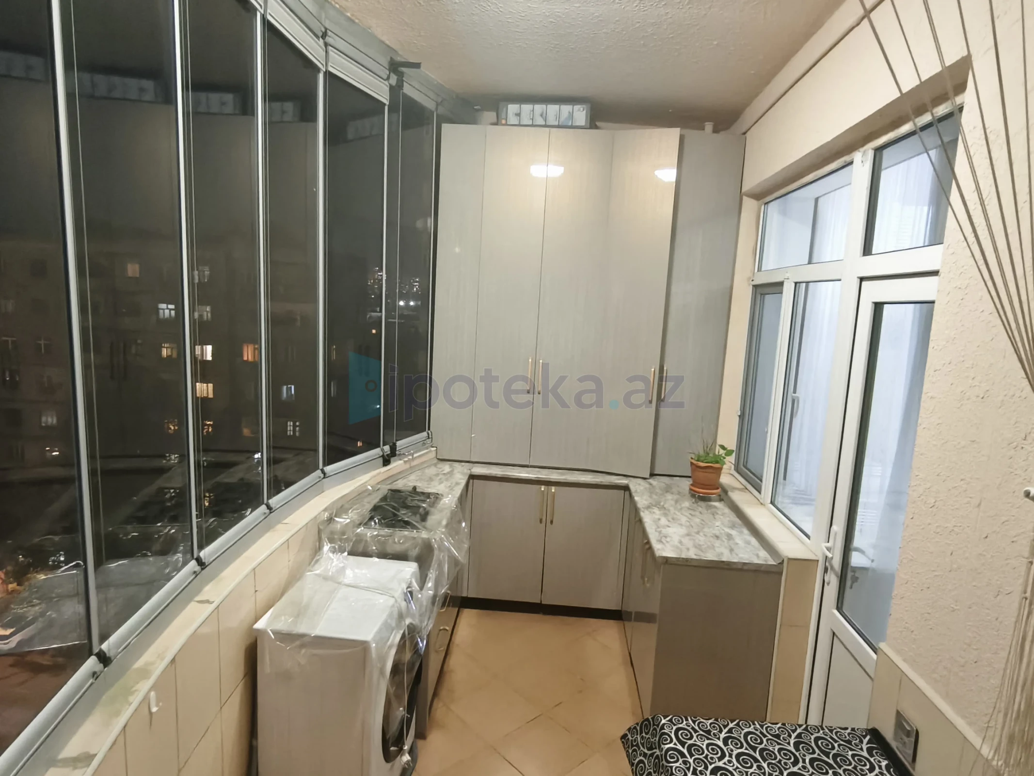 Satılır 2 otaqlı yeni tikili 68 m²