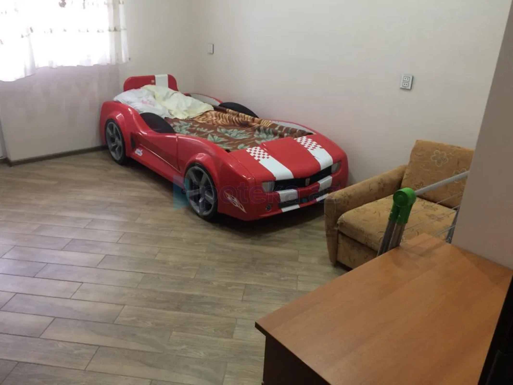 Satılır 3 otaqlı yeni tikili 90 m²