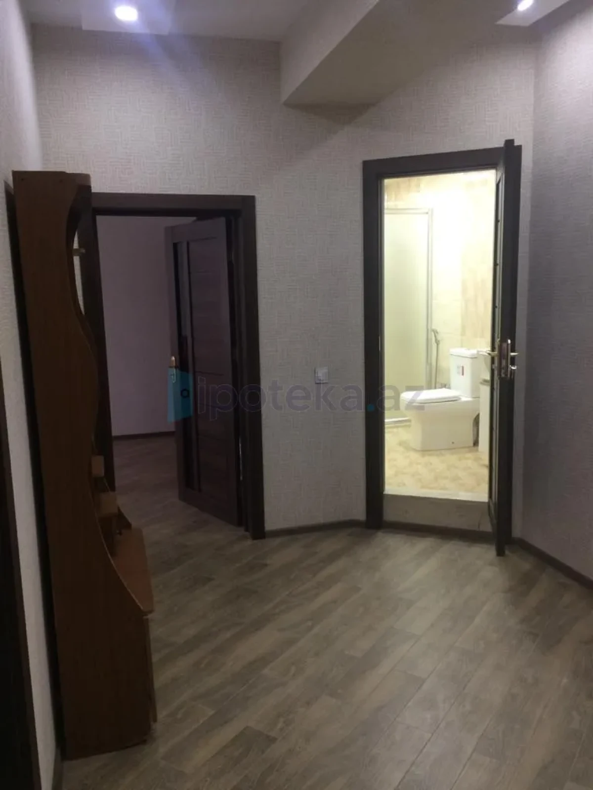 Satılır 3 otaqlı yeni tikili 90 m²