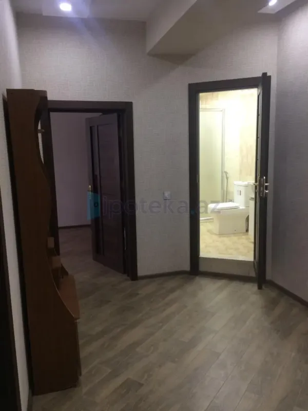 Satılır 3 otaqlı yeni tikili 90 m²