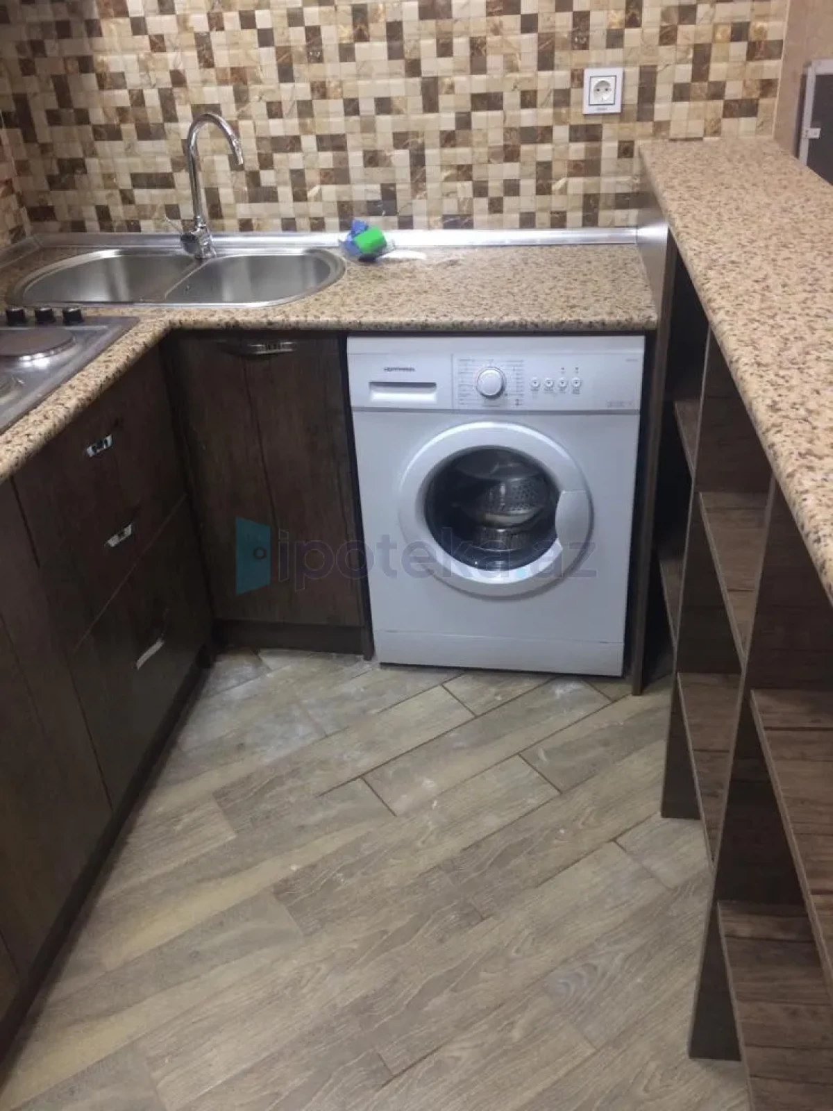 Satılır 3 otaqlı yeni tikili 90 m²