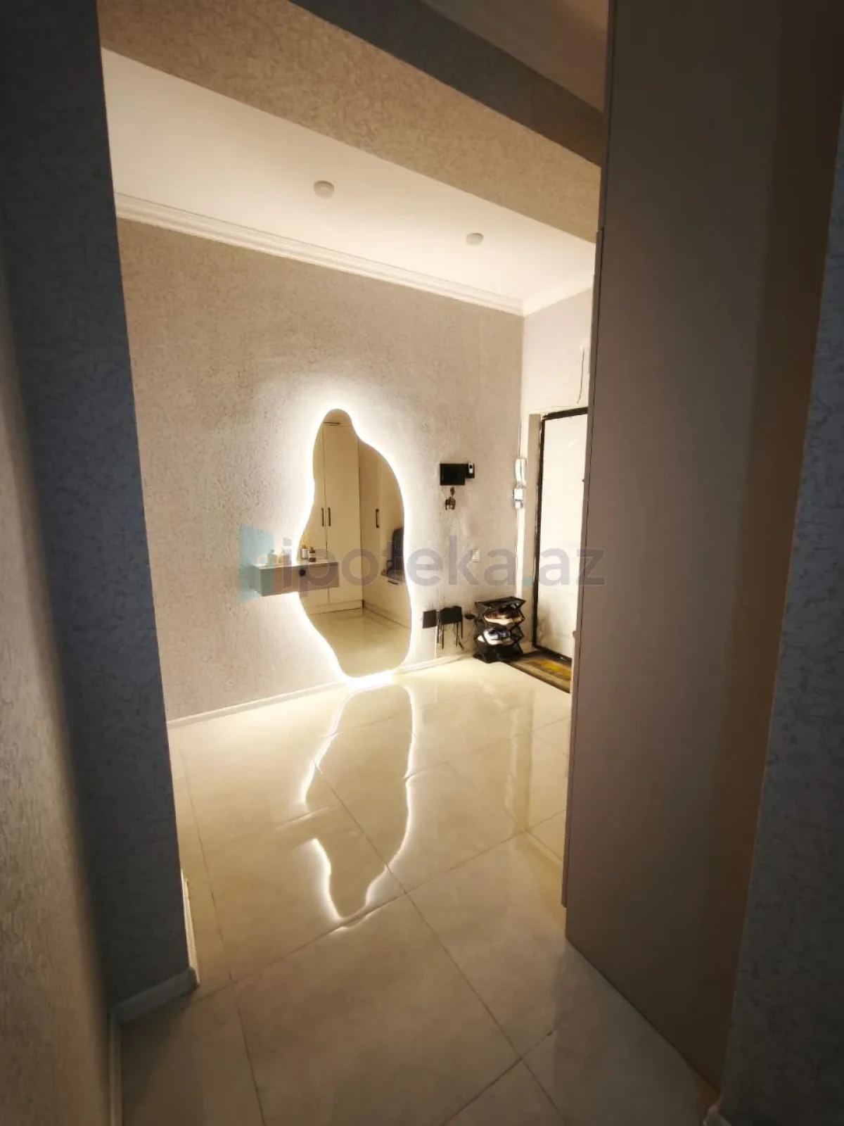 Satılır 2 otaqlı yeni tikili 86 m²