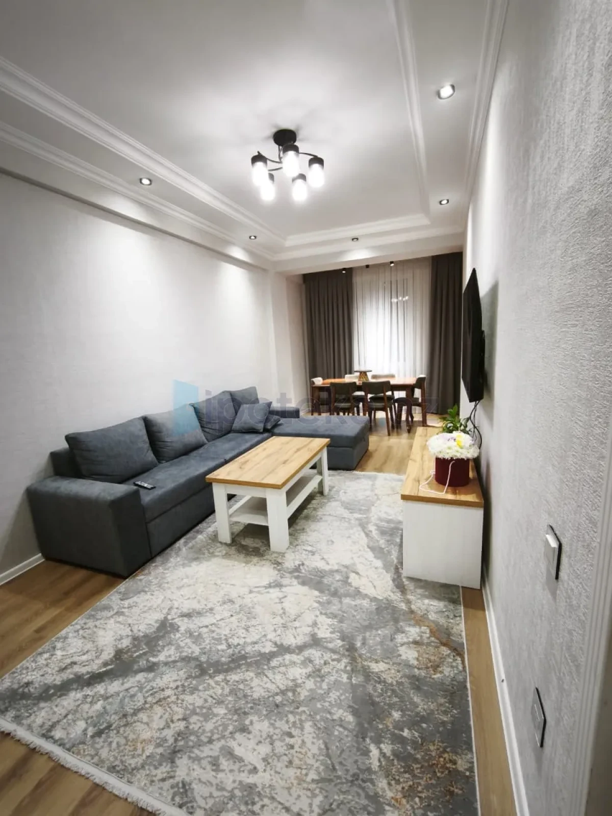 Satılır 2 otaqlı yeni tikili 86 m²