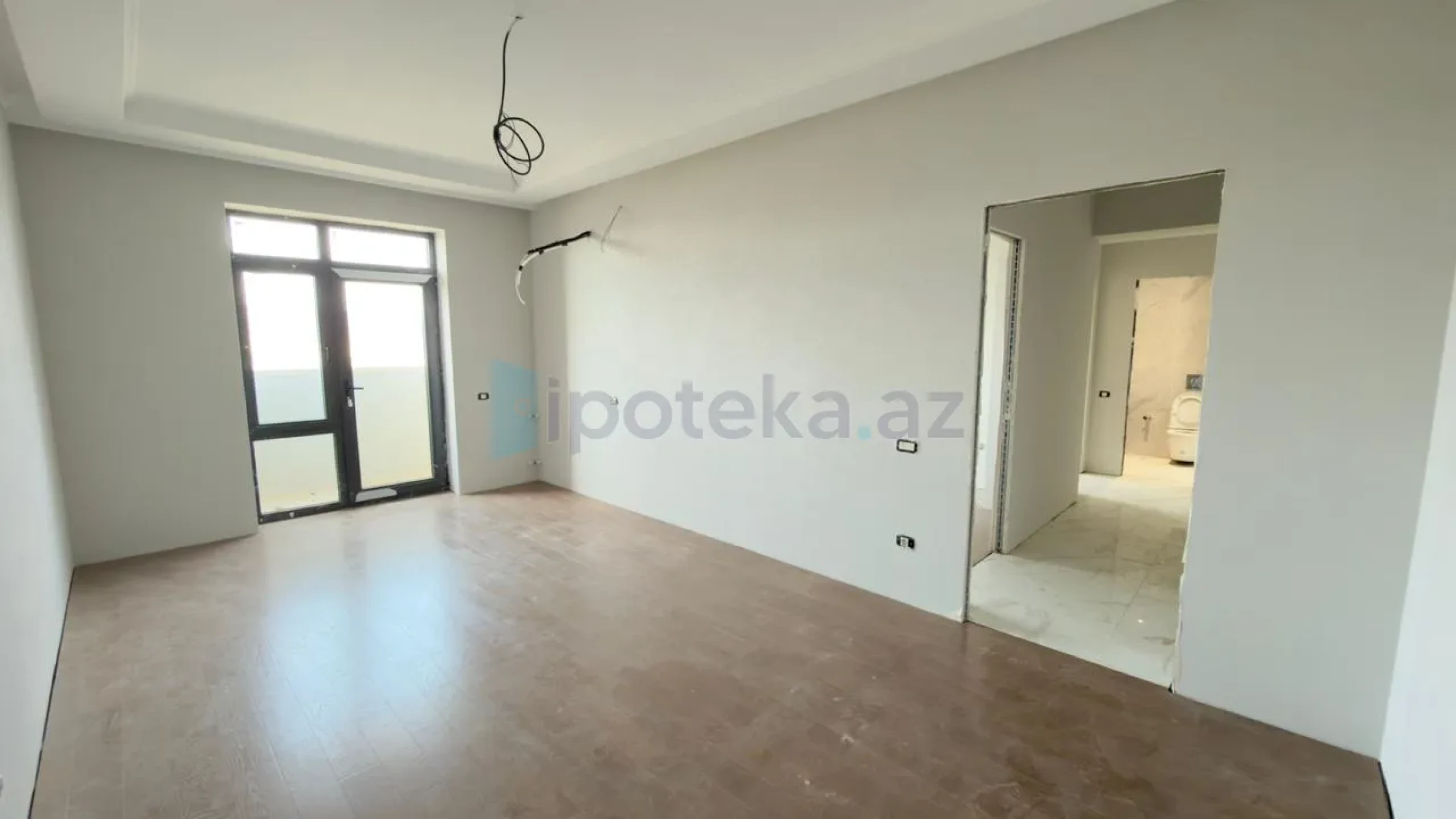 Satılır 2 otaqlı yeni tikili 73 m²