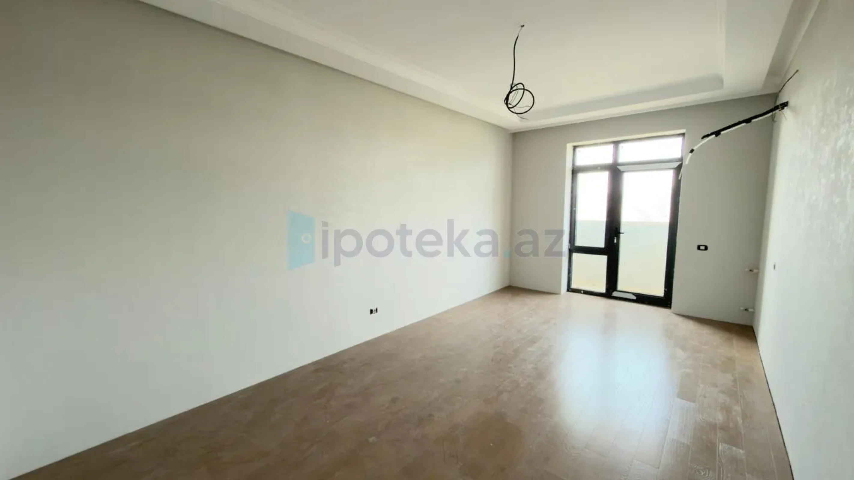 Satılır 4 otaqlı yeni tikili 124 m²