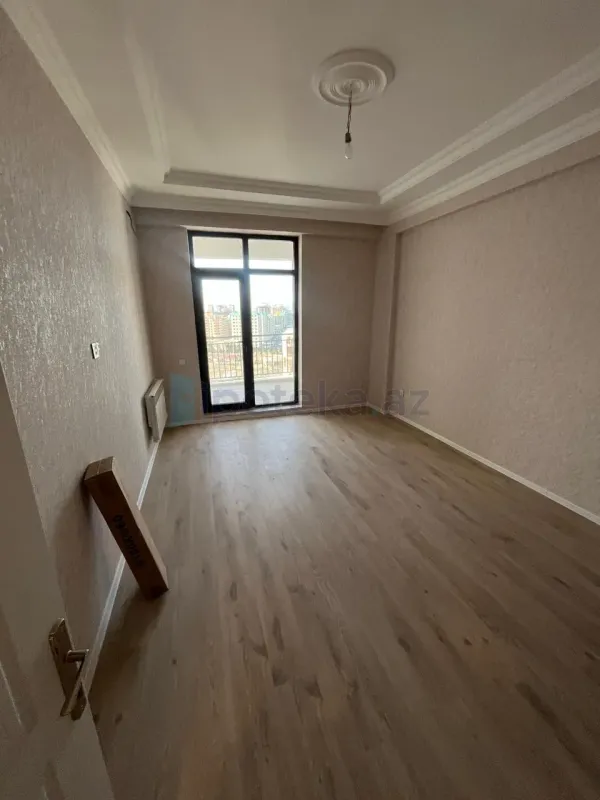 Satılır 3 otaqlı yeni tikili 95 m²