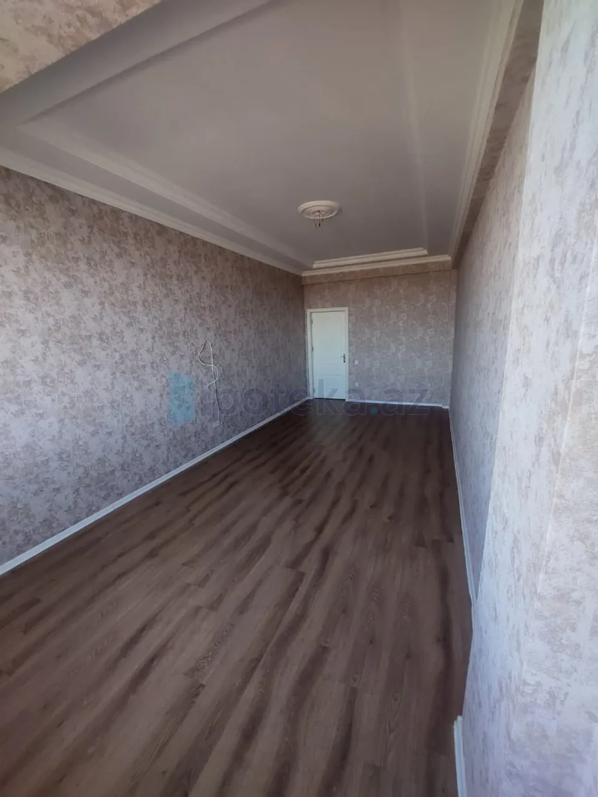 Satılır 2 otaqlı yeni tikili 77 m²