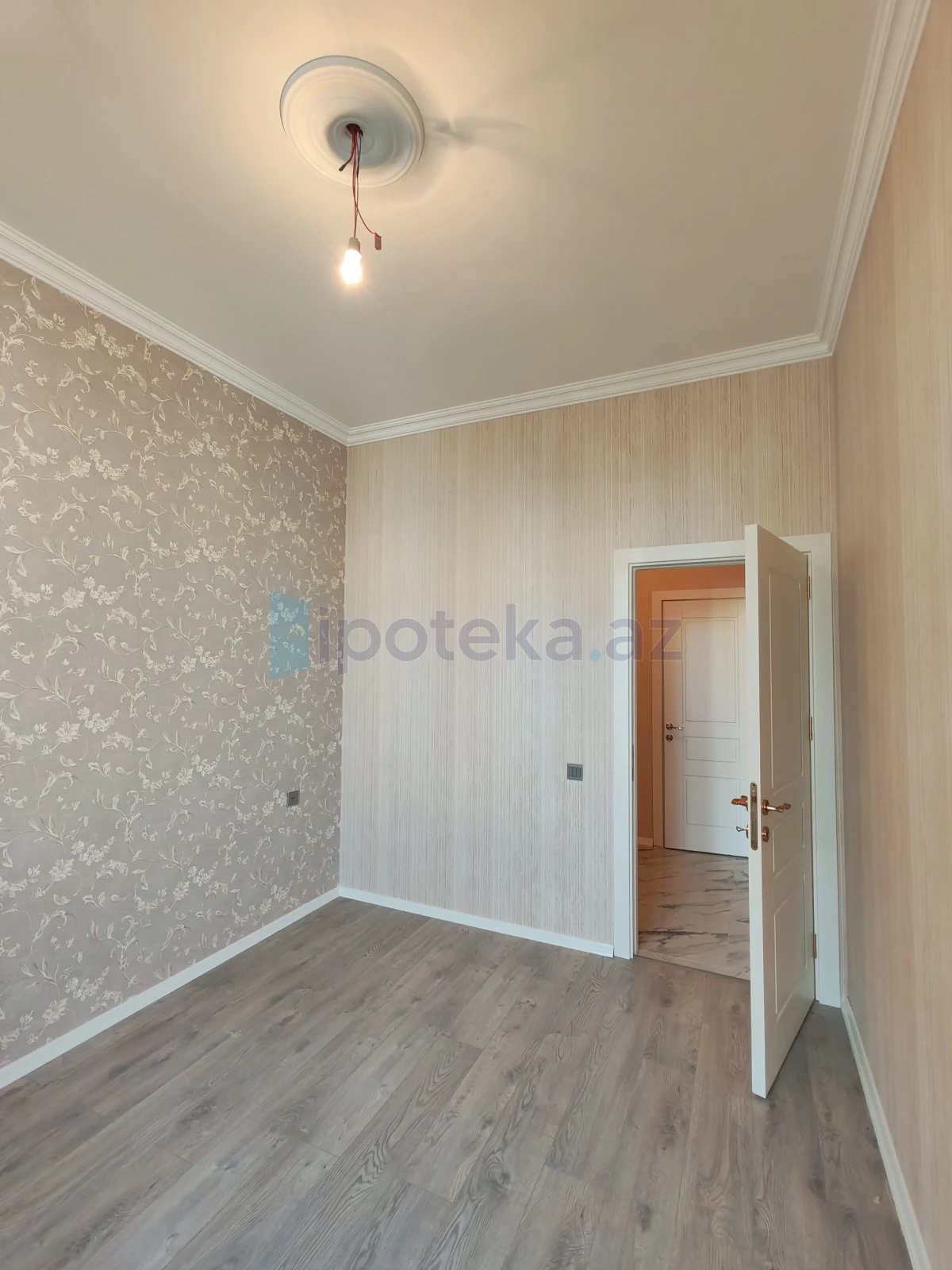 Satılır 2 otaqlı yeni tikili 50 m²