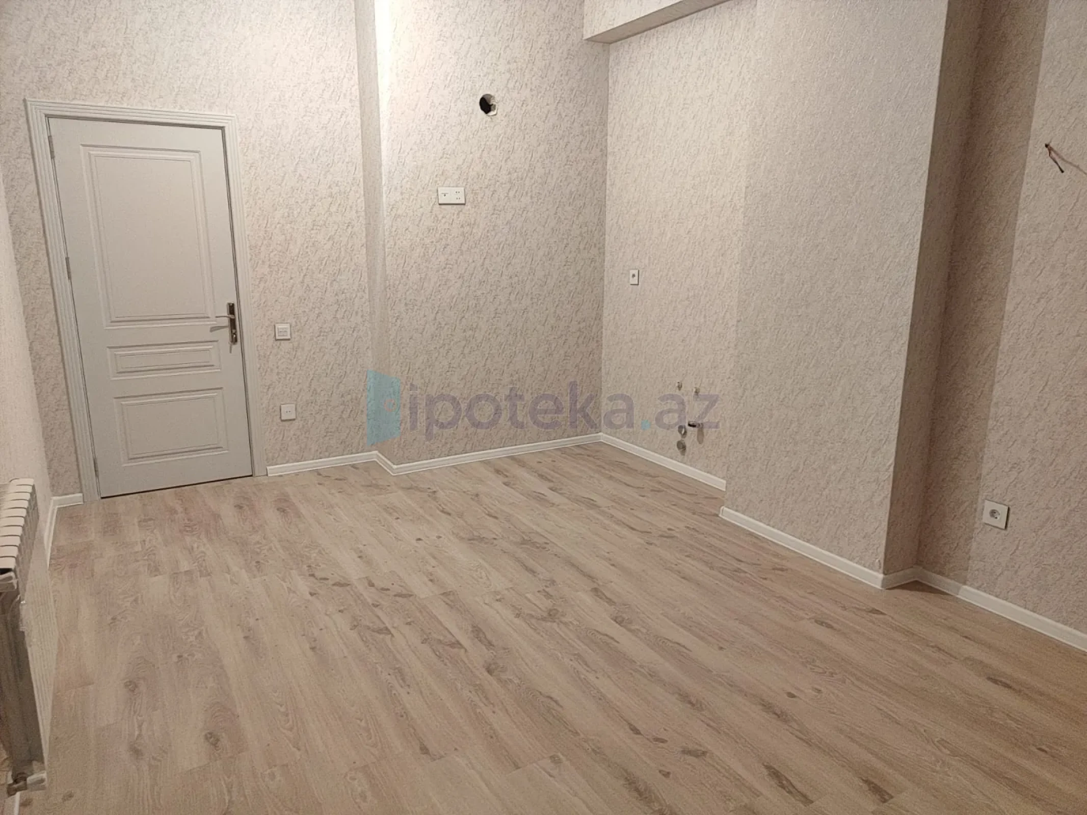 Satılır 2 otaqlı yeni tikili 99 m²