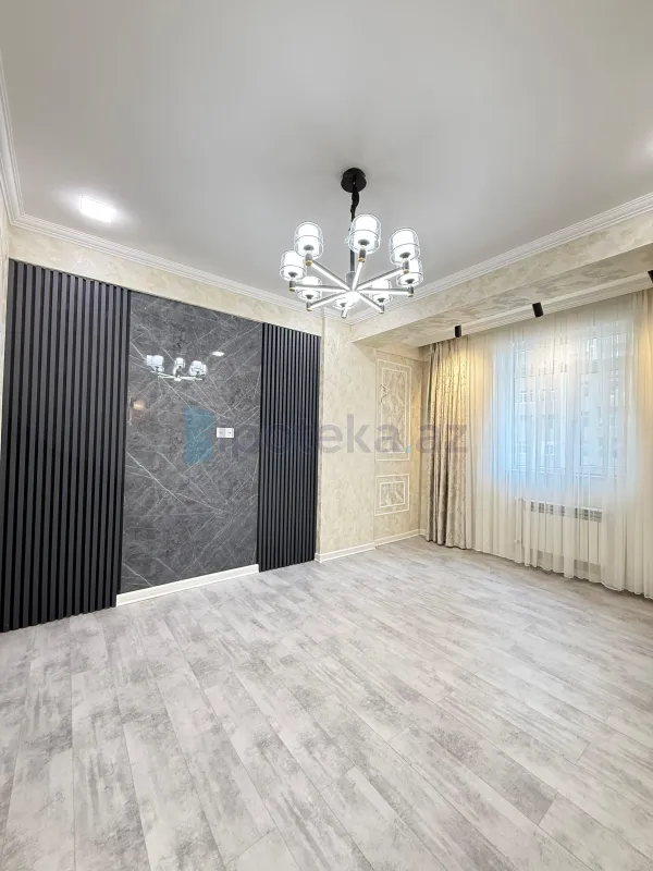 Satılır 2 otaqlı yeni tikili 75 m²