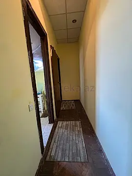 Satılır 3 otaqlı köhnə tikili 93 m²