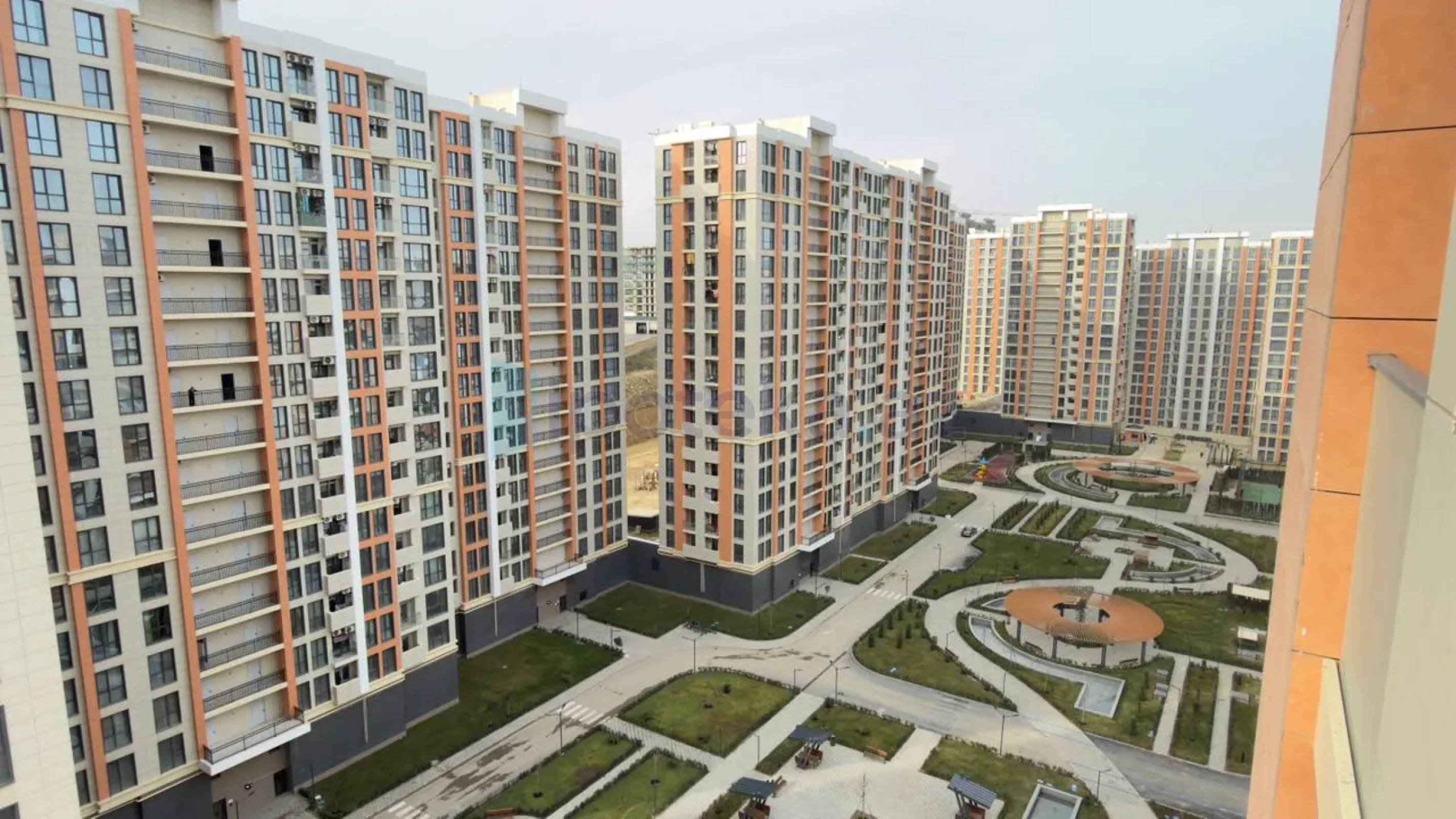 Satılır 2 otaqlı yeni tikili 86 m²