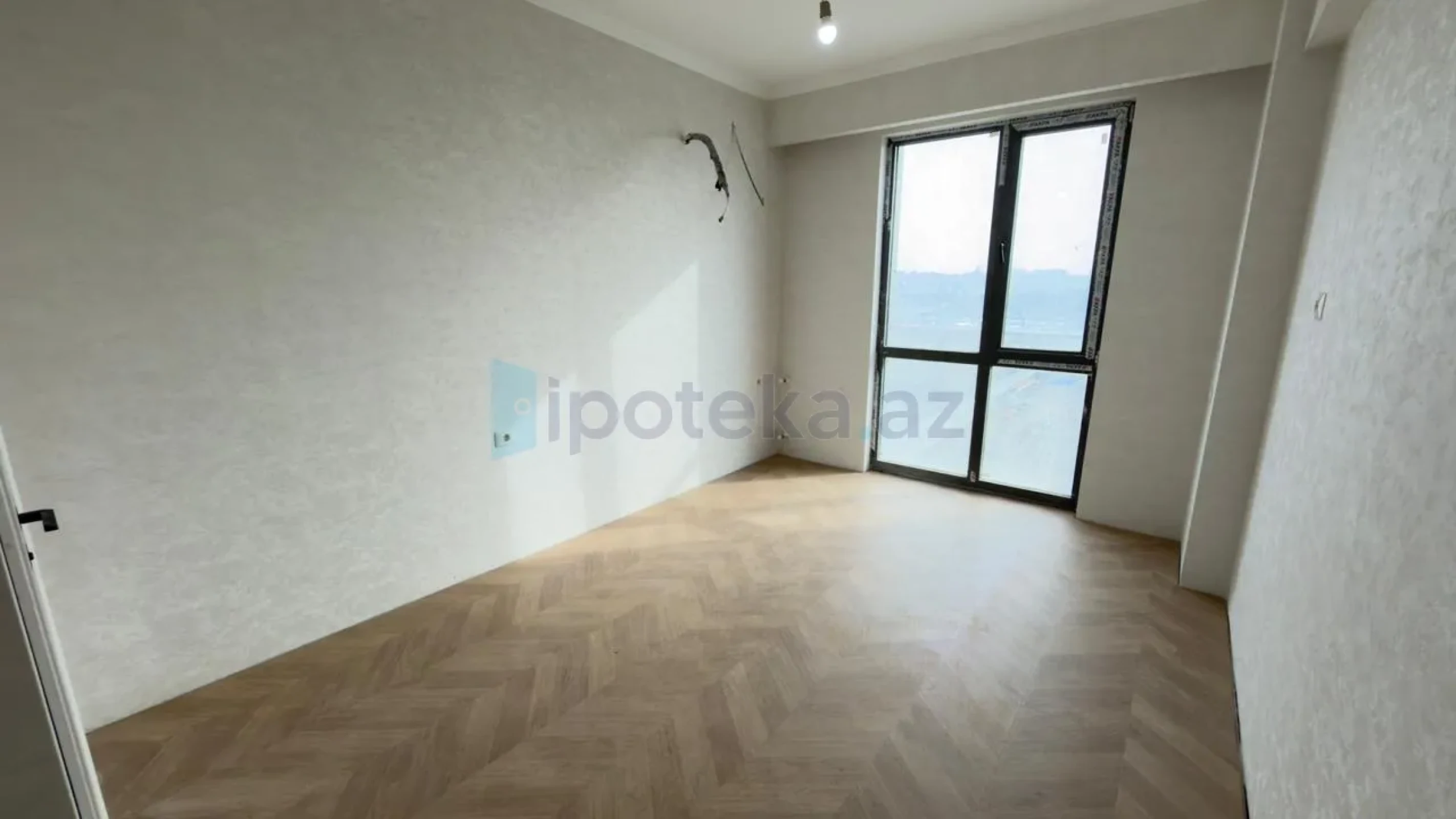 Satılır 2 otaqlı yeni tikili 86 m²