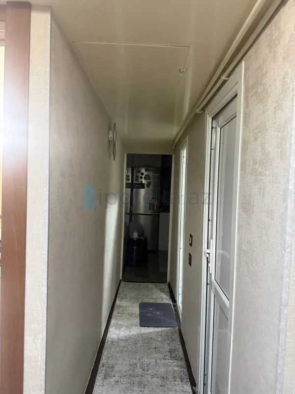 Satılır 2 otaqlı köhnə tikili 60 m²