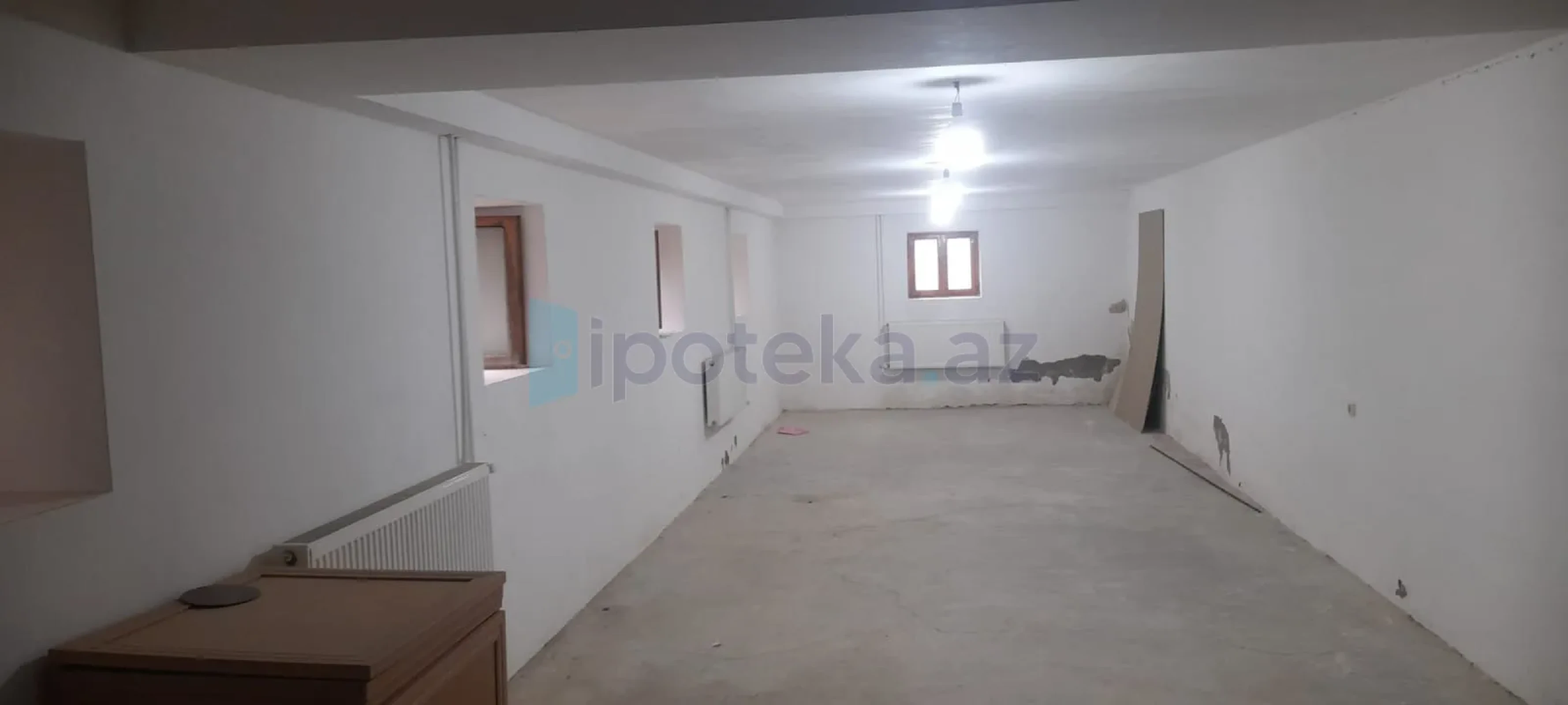 Satılır 5 otaqlı mənzil 320 m²