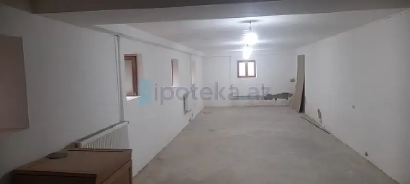 Satılır 5 otaqlı mənzil 320 m²