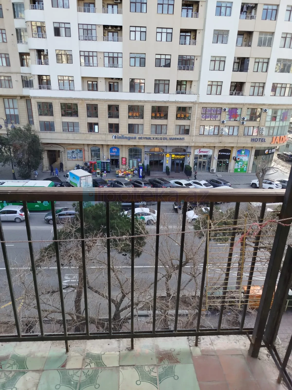 Satılır 2 otaqlı köhnə tikili 52 m²