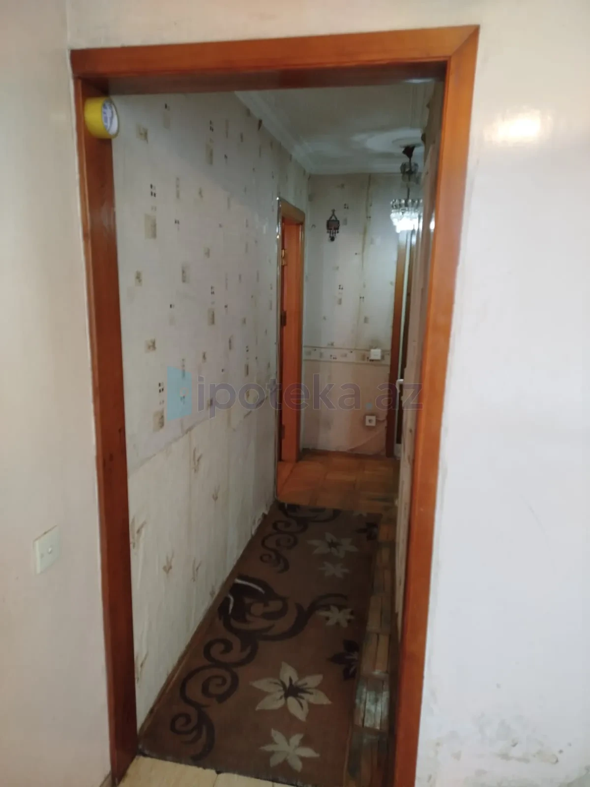 Satılır 2 otaqlı köhnə tikili 52 m²