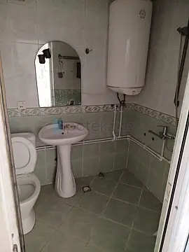 Satılır 2 otaqlı köhnə tikili 52 m²
