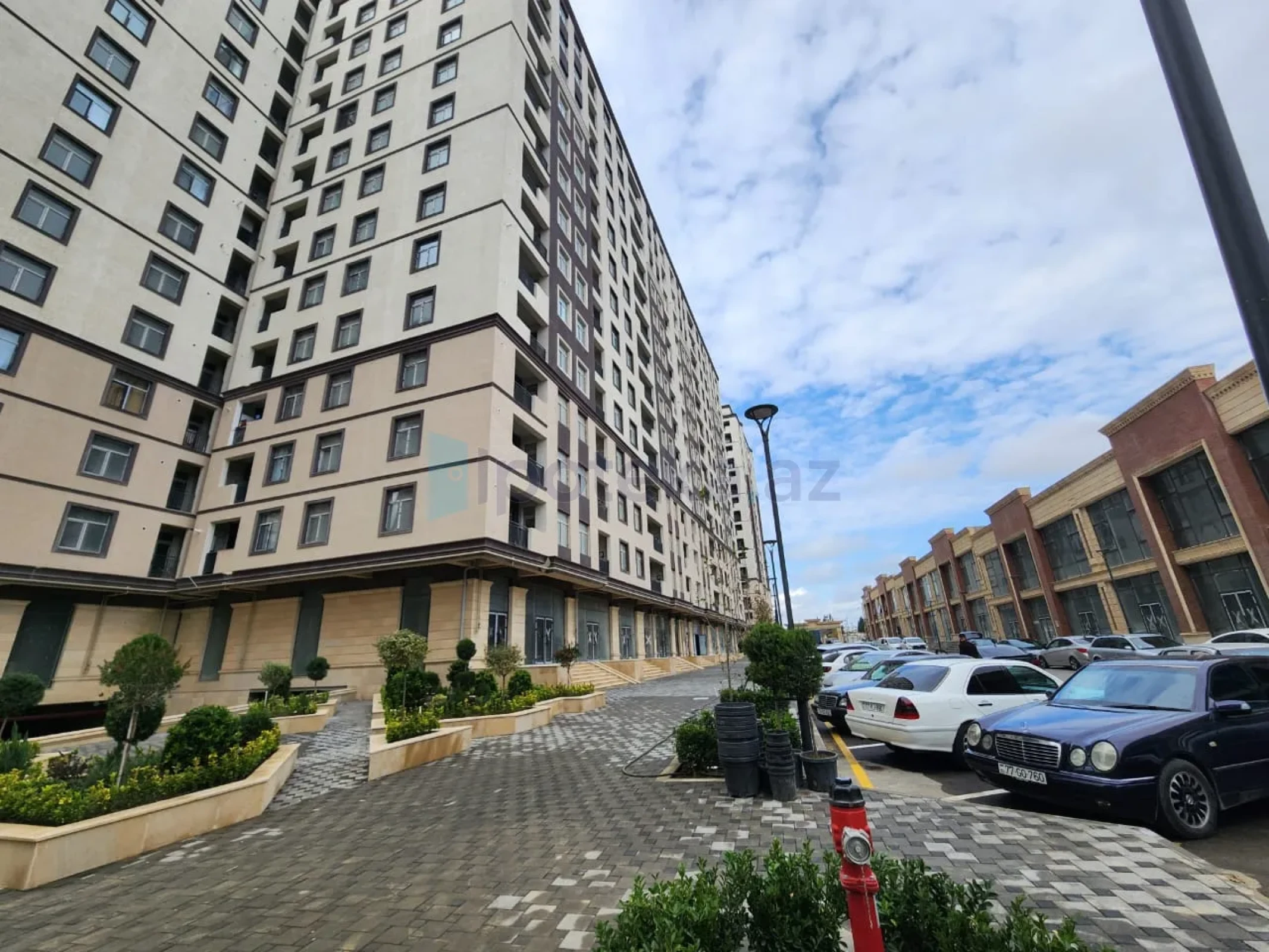 Satılır 3 otaqlı yeni tikili 78.3 m²