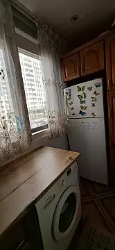 Satılır 3 otaqlı köhnə tikili 70 m²