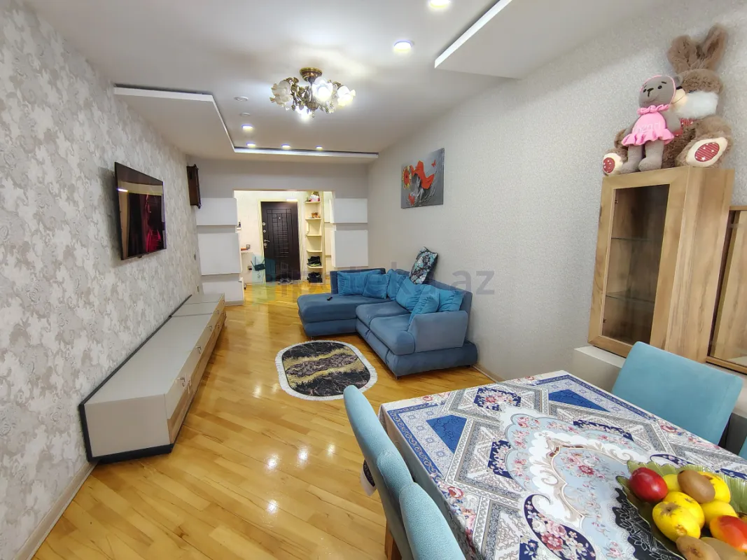 Satılır 3 otaqlı yeni tikili 105 m²
