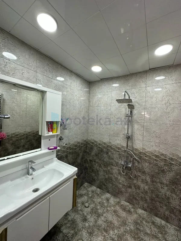 Satılır 3 otaqlı yeni tikili 105 m²