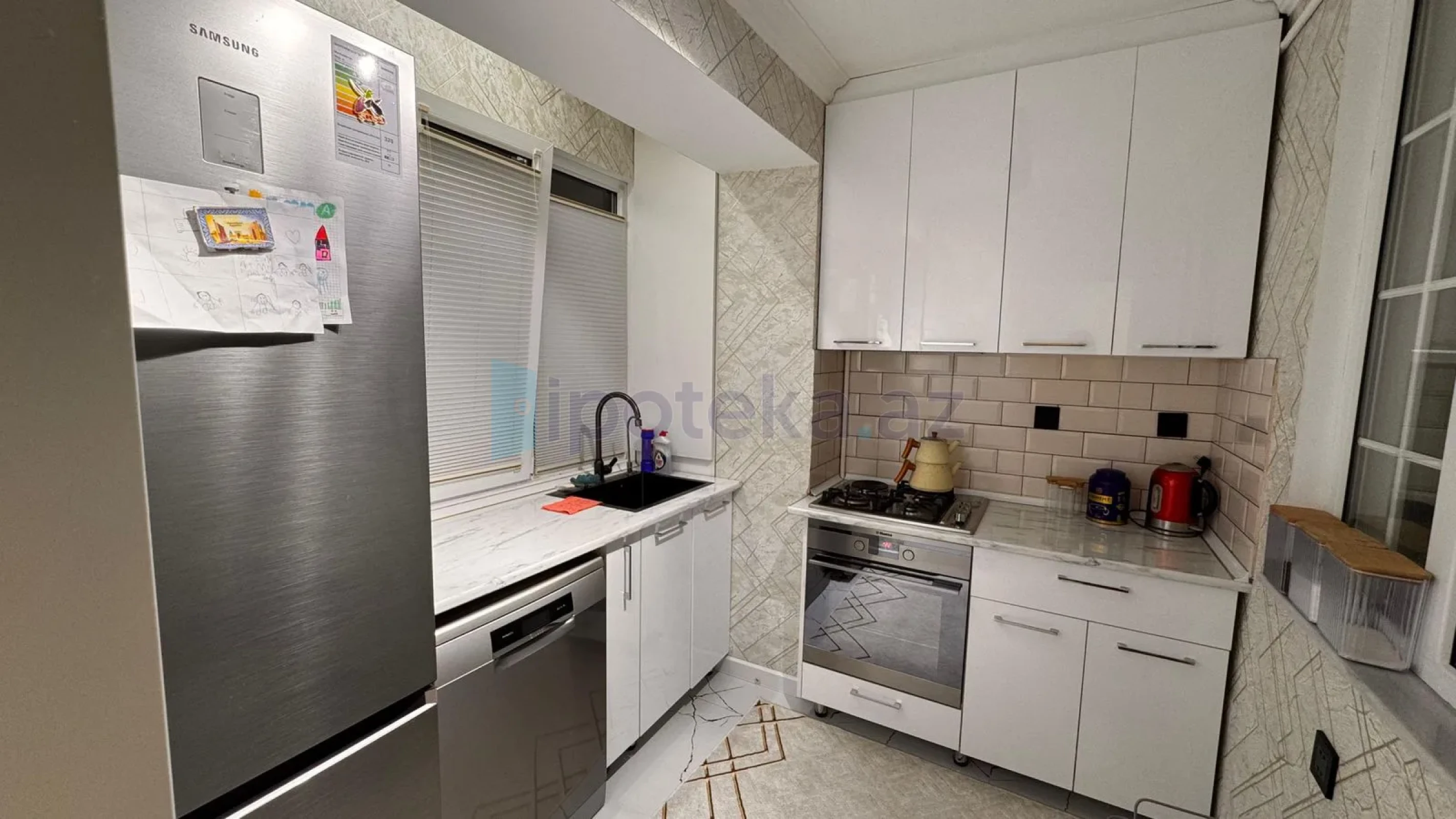 Satılır 3 otaqlı köhnə tikili 55 m²