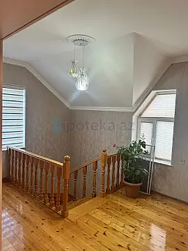 Satılır 5 otaqlı həyət evi 230 m²