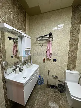 Satılır 3 otaqlı yeni tikili 100 m²