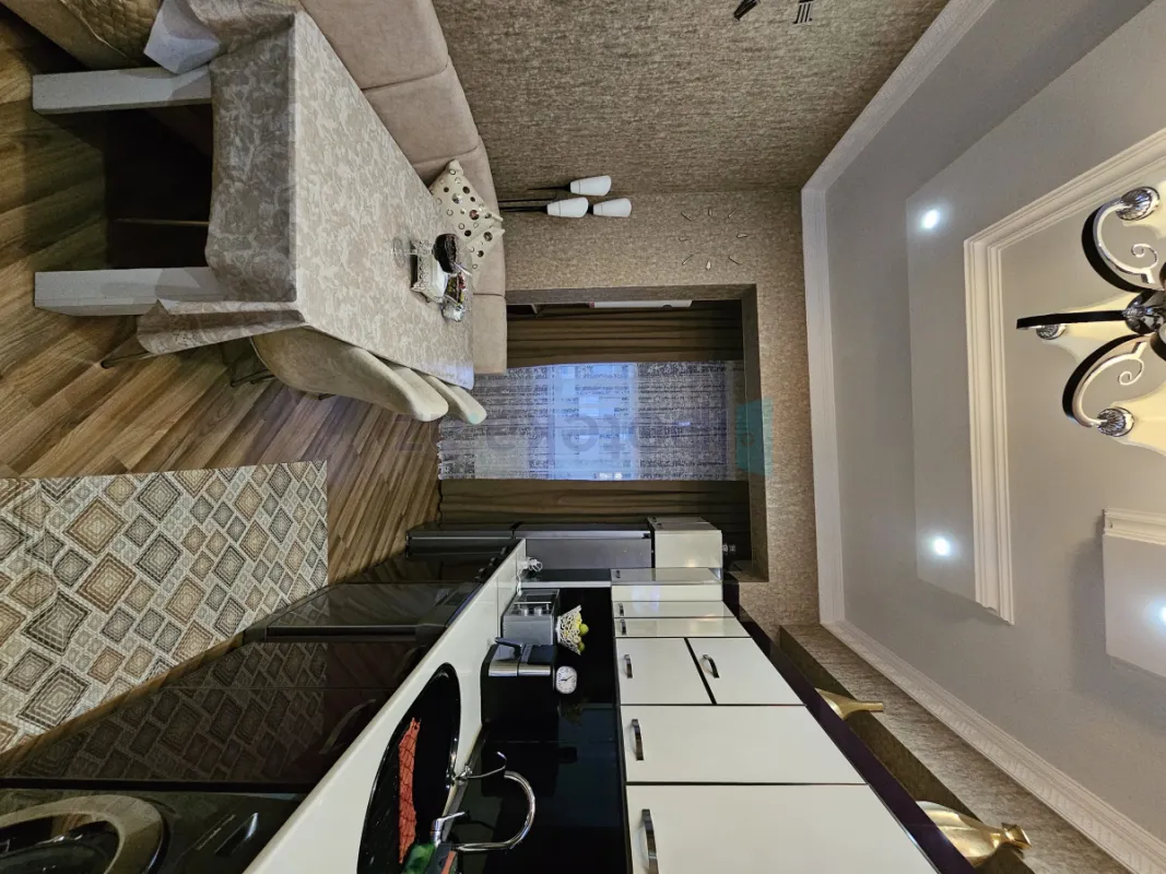 Satılır 3 otaqlı yeni tikili 86 m²