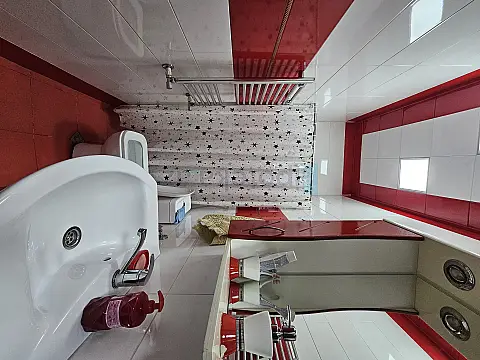 Satılır 3 otaqlı yeni tikili 86 m²