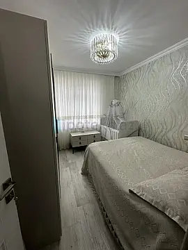 Satılır 2 otaqlı köhnə tikili 60 m²
