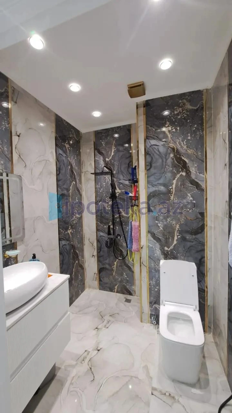 Satılır 3 otaqlı yeni tikili 75 m²