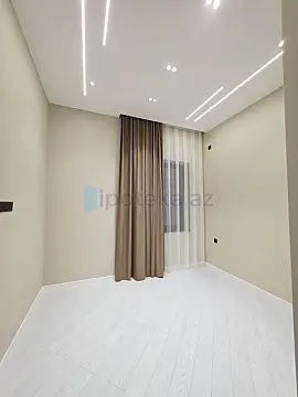 Satılır 4 otaqlı mənzil 160 m²