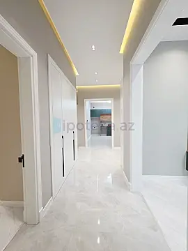 Satılır 4 otaqlı mənzil 160 m²