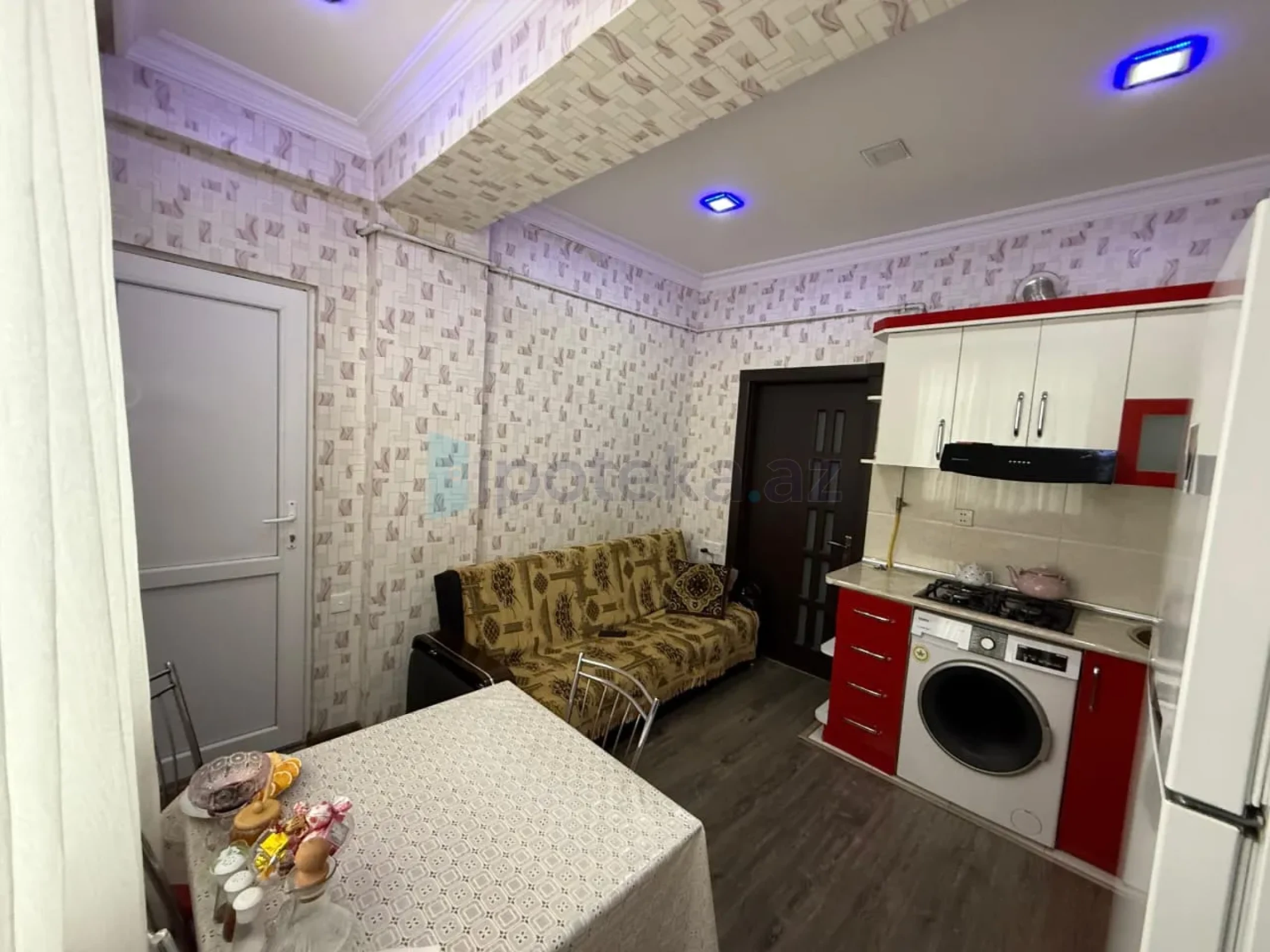 Satılır 2 otaqlı yeni tikili 80 m²