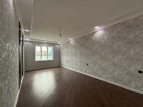Satılır 4 otaqlı həyət evi 170 m²
