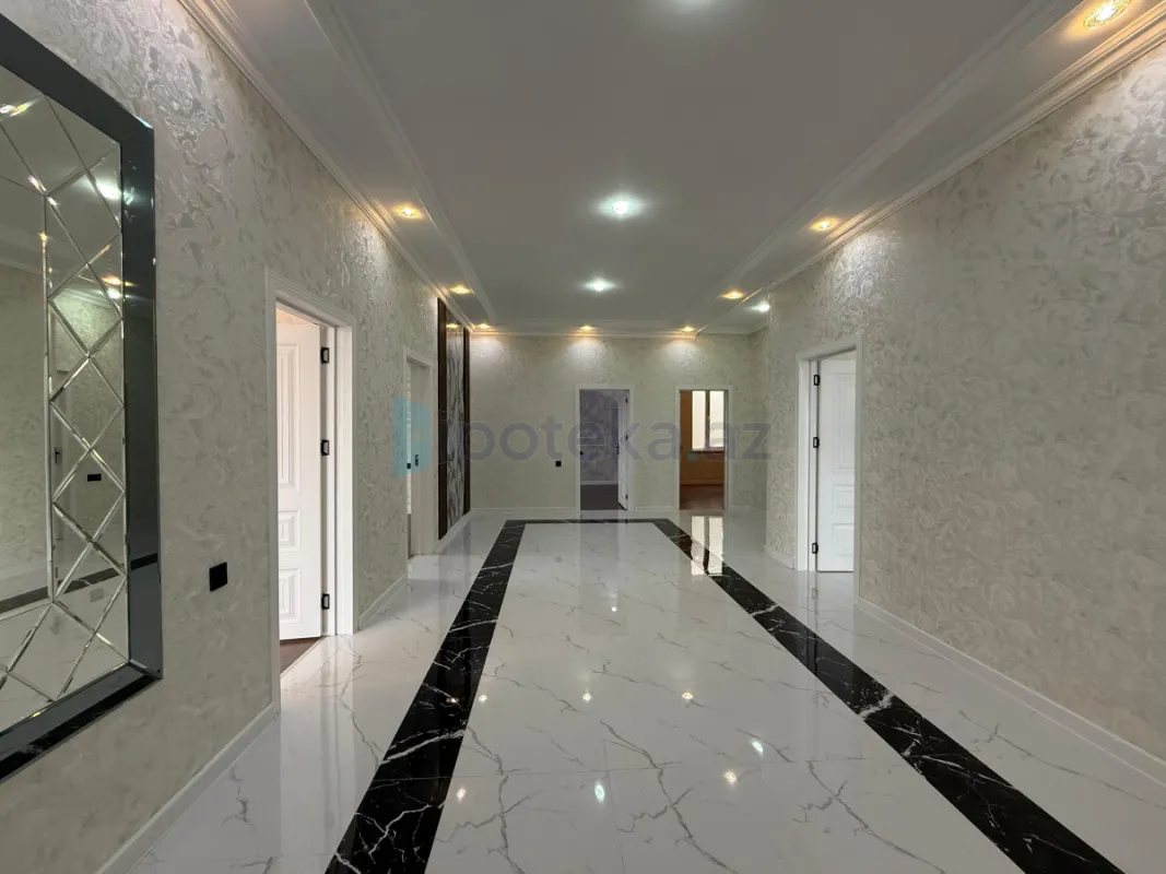 Satılır 4 otaqlı həyət evi 170 m²
