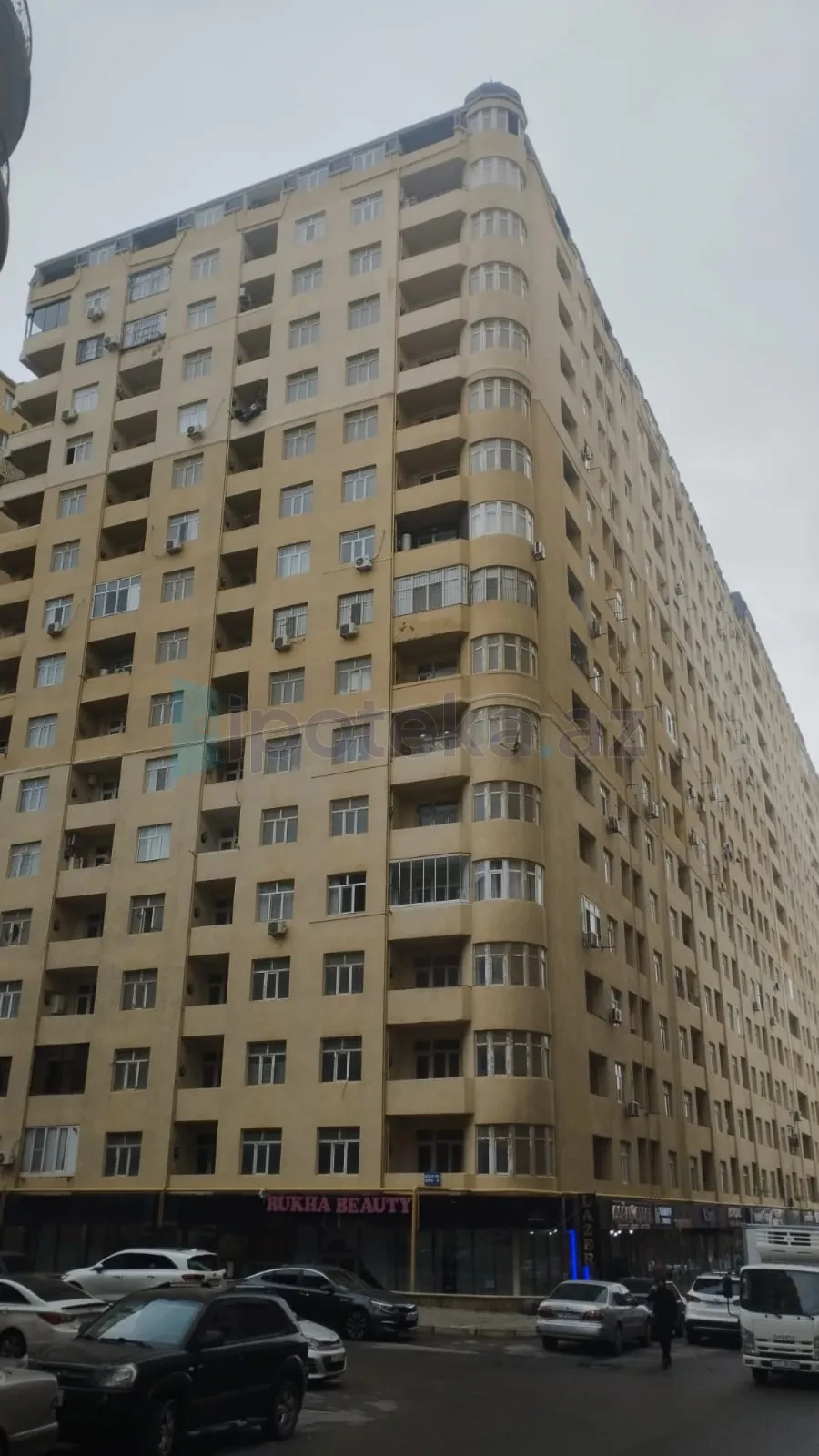 Satılır 3 otaqlı yeni tikili 125 m²